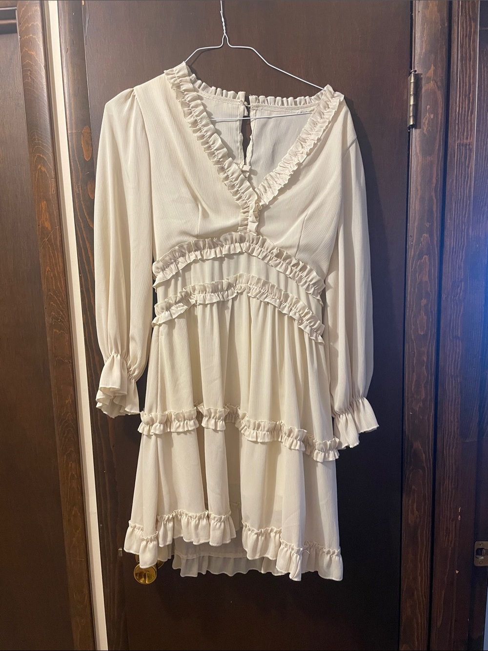 Cream Ruffle Flowy Dress- Like new
